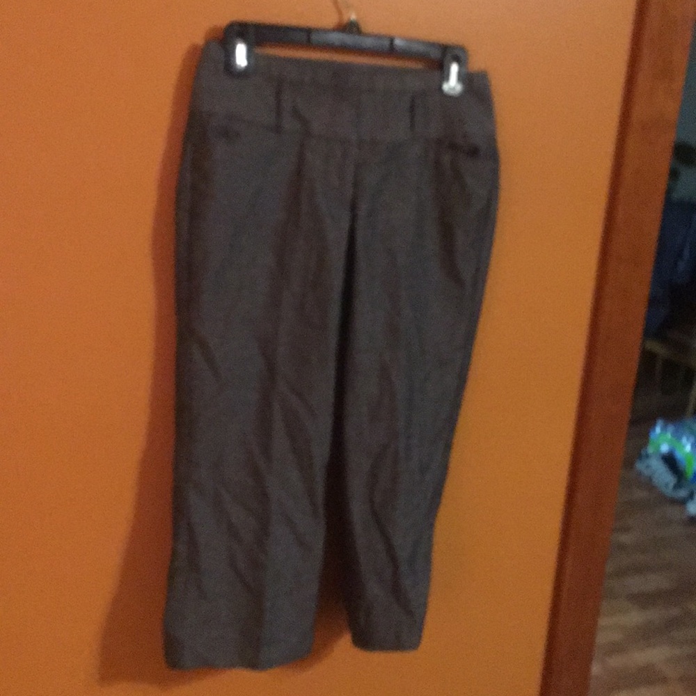 Dress capris